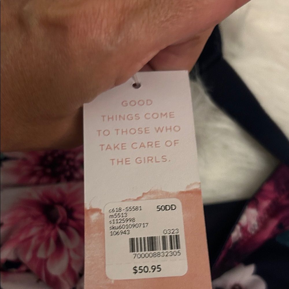 Brand new Cacique 50DD floral bras - Picture 3 of 4